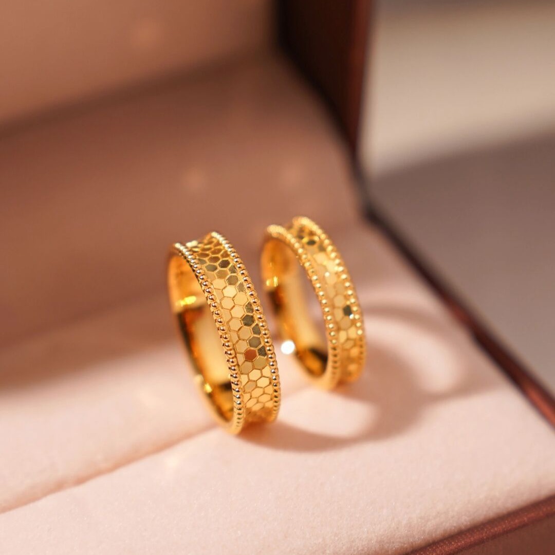 Pure Gold Color Shine Honeycom - Women Accessories Dubai ulasan dan harga